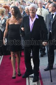 She is known for her work on temptation island (2002), le grand journal de canal+ (2004) and belmondo, itinéraire. Photo Jean Paul Belmondo And Barbara Gandolfi Unian