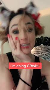 Fun Quarantine Moments with Mom and Sisters