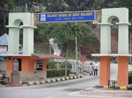 It was the old royal capital of selangor prior to moving to klang, and finally to kuala lumpur. Taman Melawati Kuala Selangor Rayuik