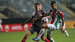 Newell's y palestino ocupan el tercer y cuarto lugar de la tabla del grupo f, respectivamente, por lo que se jugarán puntos clave en el estadio el teniente de la ciudad de rancagua (centro). Cor8dlaqedbqvm