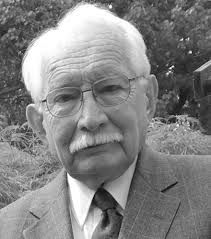 Robert Dussault's Instagram, Twitter & Facebook