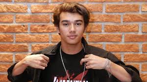 Polisi kembali meringkus musisi tanah air berinisial an yang tersandung kasus narkoba. 4 Fakta Penangkapan Artis Jeff Smith Disebut Terseret Kasus Narkoba Hot Liputan6 Com
