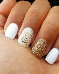 Festive Christmas Nail Designs For 2017 An Outstanding Christmas Nail Art Can Help You Get Into The Christmas Spirit Gold Nail Designs Gold Nails Nexgen Nails