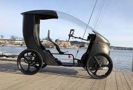 The Norwegian Cityq Electric Vehicle Is A Mix Between An E Bike And A Car The So Called Lev Light Electric Veh Electric Trike Electric Bike Electric Tricycle