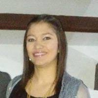 Sandra Llanos's Instagram, Twitter & Facebook