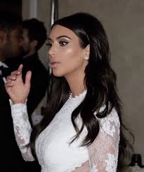 I was the only makeup artist that did kim's makeup. Kim Kardashian Hochzeits Make Up Hochzeits Hochzeitsmakeup Kardashian Kim Kim Kardashian Hair Kardashian Wedding Kim Kardashian Wedding