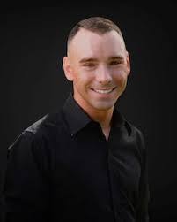 Stephen Rosanelli's Instagram, Twitter & Facebook