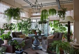 Plantes Vertes Dans Le Jardin D Hiver A La Maison Idee Geniale Jardin D Hiver Plante Verte Jardins
