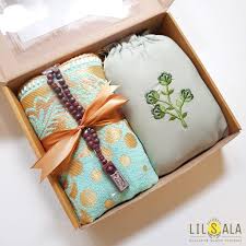 We did not find results for: Sr65h Barmu Paket Mukena Dan Sajadah Turki Packing Box Kado Guru Hadiah Ulang Tahun Wedding Shopee Indonesia