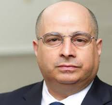 PLAN IN PORT CHESTER FOR 194-UNIT APARTMENT BUILDING