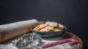 Des mignons petits biscuits croustillants, ayants des formes festives dont nos enfants adorent avec un verre de lait. Biscuits De Noel Allemands Parlapapa