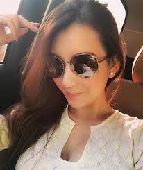 Vừa đăng ảnh bụng bầu 4 tháng, vợ Quách Phú Thành vội vàng xóa bỏ