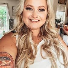 Breanna Wells's Instagram, Twitter & Facebook