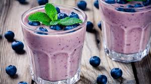 Hier sind 4 von zahlreichen vorteilen, die smoothies mit sich bringen… sie sind vollgepackt mit nährstoffen. Buttermilch Smoothie Rezepte Zum Abnehmen