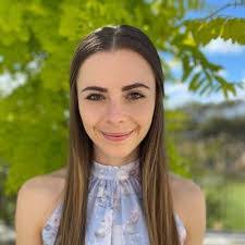 Alysha Thompson's Instagram, Twitter & Facebook