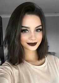 Whenever you want a hairstyle for black women that is out of the ordinary, choose a pixie cut for curly hair and make some astonishing blue highlights. Pin By Karla Carrera On Inspiracion Beauty Hair Styles Hair Makeup Short Hair Styles