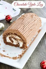 Ad Chocolate Yule Log Features Chocolate Sponge Cake Filled With Cream Cheese Frosting And Topped With A Chocolate Frosti Chocolate Yule Log Almond Cakes Cake