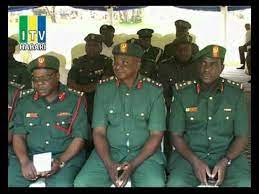 Rais jakaya kikwete na mama salma kikwete wakiwa katika nyumba aliyozaliwa na kuishi jk kijijini msoga jakaya kikwetemsogasalma kikwete. Rais Jakaya Kikwete Amuapisha Mnadhimu Mkuu Wa Jwtz Youtube