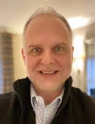 Peter Cristobal's Instagram, Twitter & Facebook