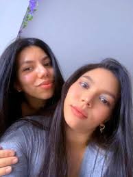 Con mi hermana mi otra mitad👧🏽👩🏽 Lea Ramirez con su amiga Maria Luisa  Santiago y mi amorsito bae🥰