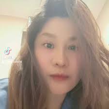 ALUGBATI Kilala ang Alugbati sa scientific name na Basella rubra. Tinatawag  itong Grana o Libato ng mga Tagalog. Dundul ito sa mga taga-Sulu at  Ilaibakir sa mga Ilokano. Ito ang Malabar Nightshade