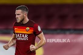 Ranking the golden boy shortlist 🎧. Permalukan Cfr Cluj Roma Amankan Tiket 32 Besar Republika Online