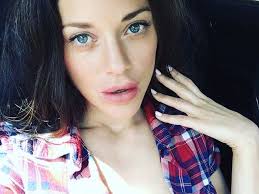 Ксения мишина родилась 18 июня 1989 года в севастополе. V Seti Obsuzhdayut Plasticheskuyu Operaciyu Marion Kotijyar Glamurchik Tochka Net