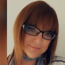 lou burns 🤍 (@louburns2)