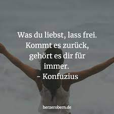 Um ihnen ein paar konkrete anregungen zu geben, haben wir ein paar beliebte namen ausgewählt, deren zitate zur hochzeit für karte oder gästebuch stets eine gute wahl sind: Liebeszitate 100 Romantische Zitate Ewige Liebe Spruche