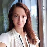 40+ ملفًا شخصيًا يحتوي على “Adela”