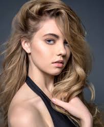 Miranda Beaver's Instagram, Twitter & Facebook