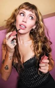 Miley Cyrus seeks love declaration