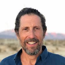 Evan Kravitz's Instagram, Twitter & Facebook