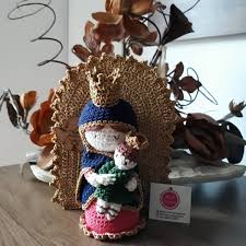 Virgem do perpétuo socorro, santa mãe do redentor, socorrei o vosso povo que almeja ressurgir. Minha Primeira Guirlanda De Natal Esse Ale Com Amigurumi Facebook
