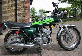 Kawasaki H1 Widowmaker Kawasaki Motorcycles Kawasaki Bikes Classic Motorcycles