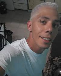 Axel Roth (@_axelroth) • Instagram photos and videos