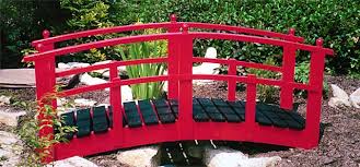 Traditionally most japanese gardens can be divided into four main styles including the japanese strolling garden, the rock garden, the courtyard garden and the tea garden or hermitage garden. Japanese Inspired Garden Bridges She777 Com Garden Bridge Japanese Garden Garden