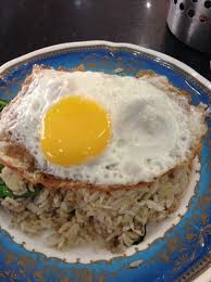 Tumis bumbu yang telah di ulek hingga harum. Malaysian Food On Twitter Nasi Goreng Ikan Masin Dan Telur Mata Http T Co K379q1ceqb