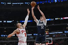 Bulls get first look at Mavs rookie sensation Cooper Flagg - Chicago  Sun-Times