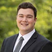 Taylor Grimsley's Instagram, Twitter & Facebook