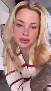 Courtney Nero's Instagram, Twitter & Facebook