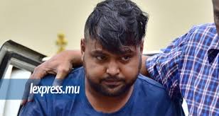 Les frères Yassin et Belal Meetoo, âgés d'une trentaine d'années et  domiciliés à Vallée-Pitot, leur neveu Muntasir Gokool, 27 ans, habitant de  Vallée-des-Prêtres, Noorudhin Bhollah, la vingtaine, aussi domicilié à  Vallée-Pitot, et