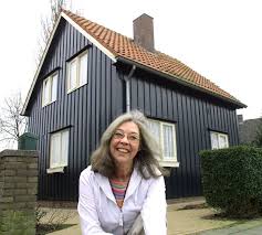 Geleverd door de firma thermobouwgesellschaft g.m.b.h 800 op diverse plaatsen in nederland, 14 in middelburg) het enige compleet geïmporteerde contingent permanente woningen. Echte Geschenken Na De Watersnoodramp Watersnoodramp Bndestem Nl