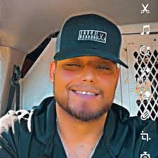 Ian Rotty's Instagram, Twitter & Facebook