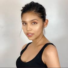 Nicomaine dei capili mendoza, popularly known as maine mendoza (born march 3, 1995), is a filipina actress and television personality. Maine Mendoza Celebsph