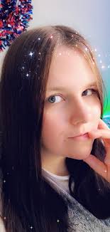 Live playing off the grid rn. Come say hi!