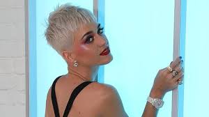 Opened up to people about the change he saw in the pop songstress when she chopped her hair into a short platinum. Katy Perry S Incredible Hair Transformation Through The Years Entertainment Heat