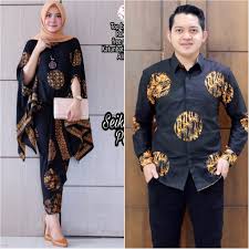 Salah satu baju kondangan yang menjadi baju pesta kekinian 2019 yaitu baju kondangan baju batik sering dipilih sebagai baju kondangan, couple bagi mereka yang sudah model baju couple gamis remaja kekinian. Harga Baju Pesta Couple Terbaik Batik Kebaya Pakaian Wanita April 2021 Shopee Indonesia