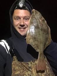Little scratching mission over the foreshore...nice to finally see a  flounder😎...treble shots of codling..it's all fun....happy photo cause  somone thought I had issues lmao😂