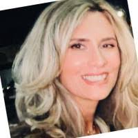 Emily Perman's Instagram, Twitter & Facebook